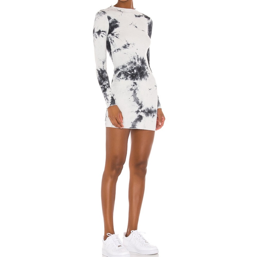 Superdown Ashanti Backless Dress size L SOLD OUT